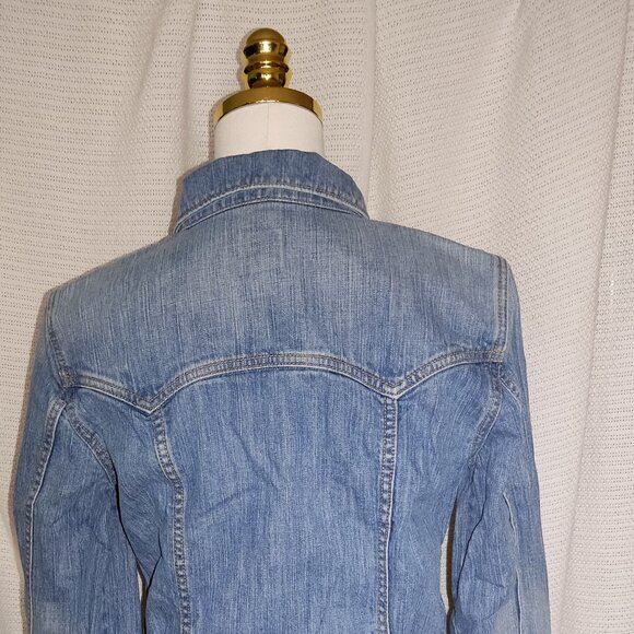 Gap‎ denim womens jean jacket | Size Medium - Picture 2 of 16